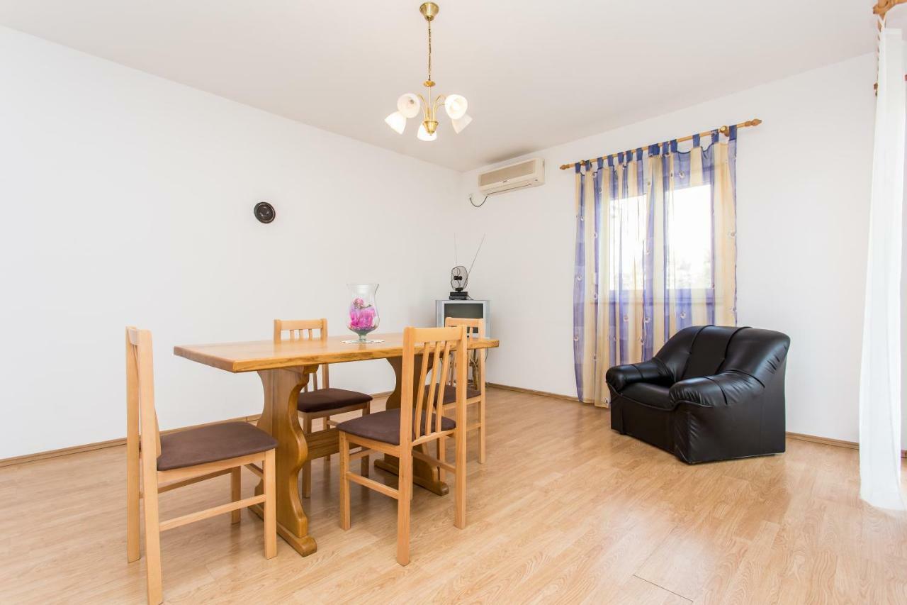 Apartman Justinic Silo  Luaran gambar